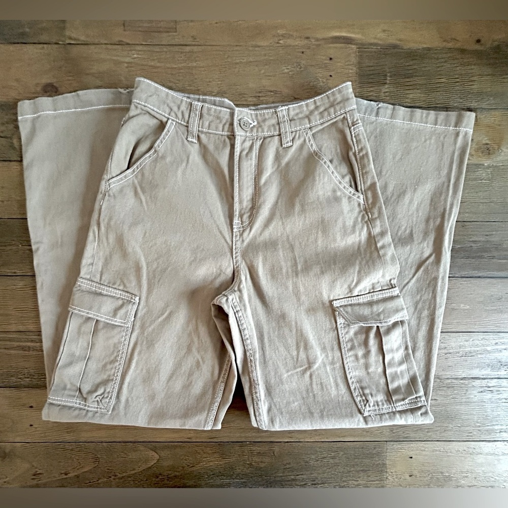 💖5 for $50💖H&M Tan Wide Leg Cargo Carpenter Pants 
Distressed Hem Y2K